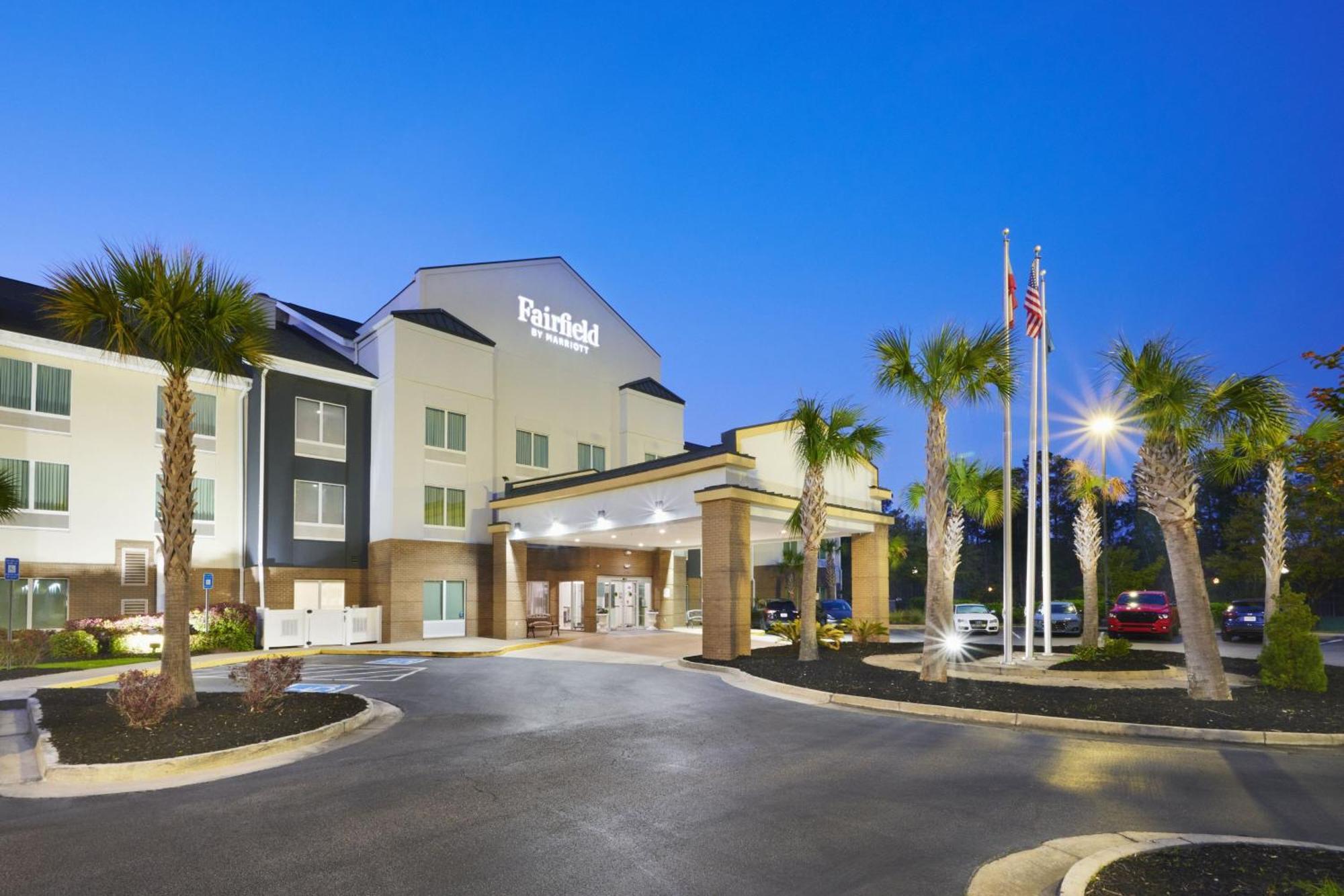 Fairfield Inn & Suites By Marriott Hinesville Fort Stewart Exterior photo