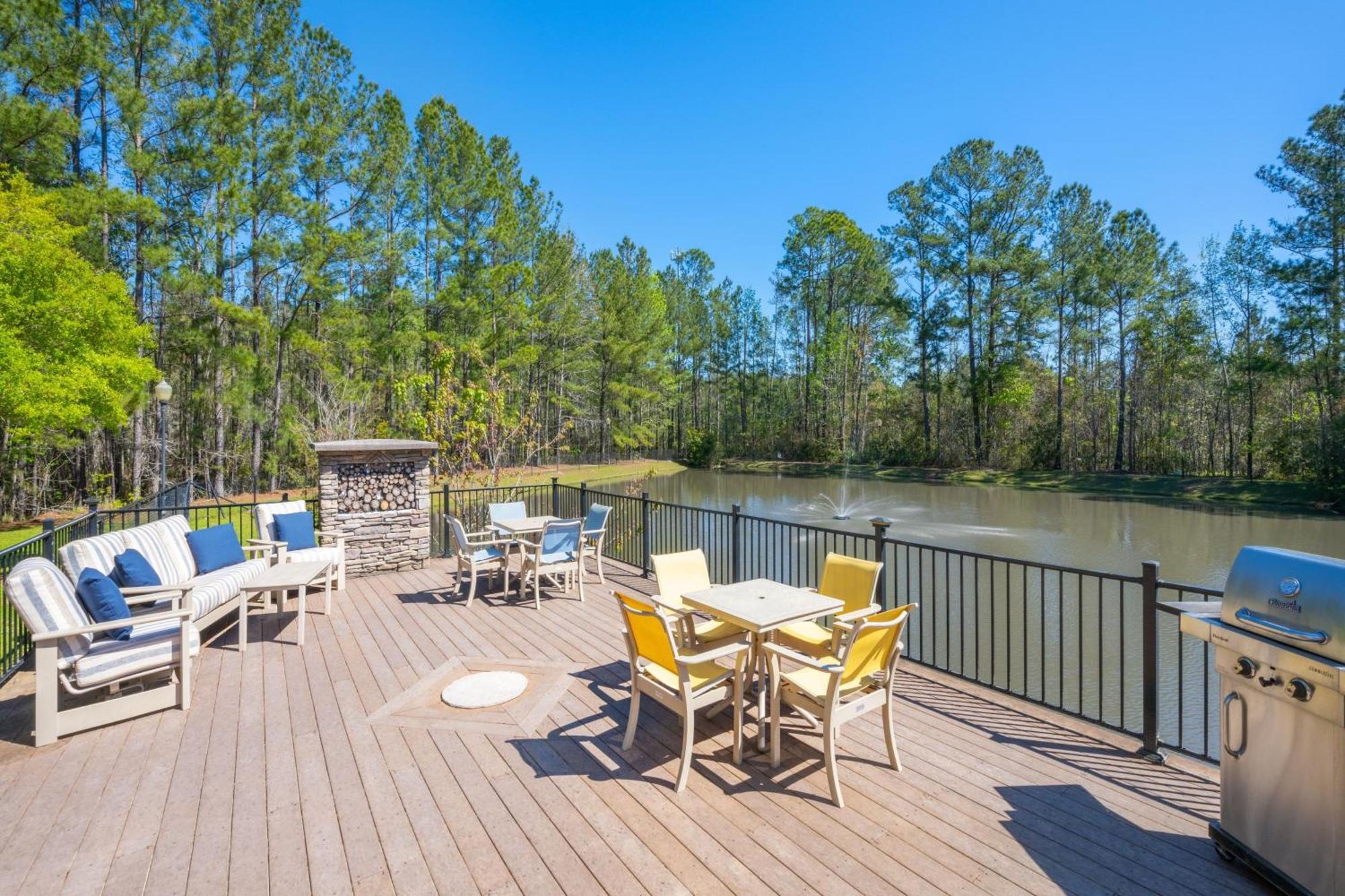 Fairfield Inn & Suites By Marriott Hinesville Fort Stewart Exterior photo