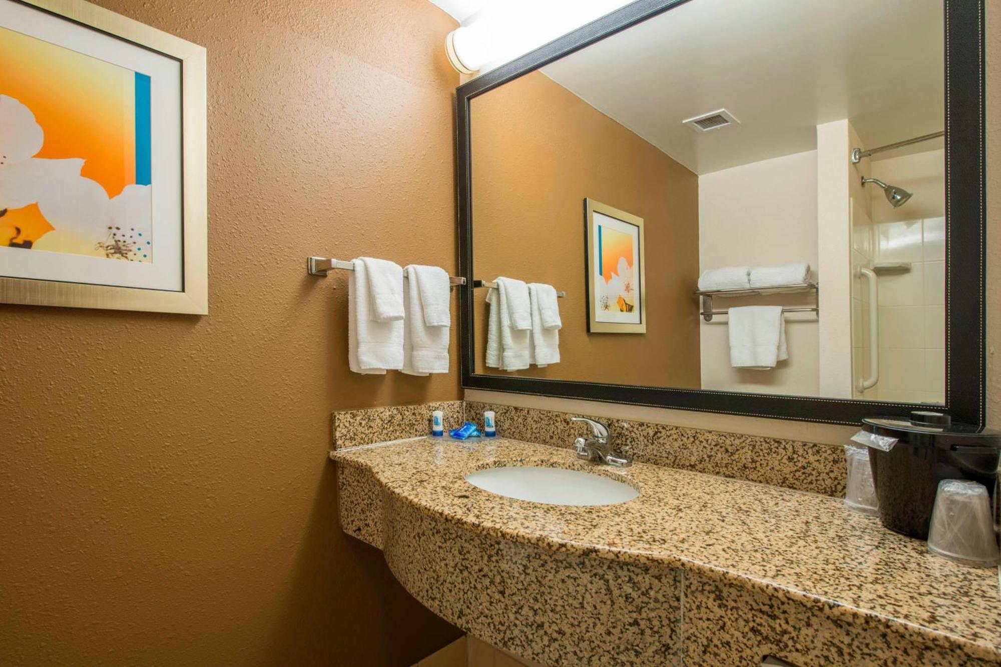 Fairfield Inn & Suites By Marriott Hinesville Fort Stewart Exterior photo