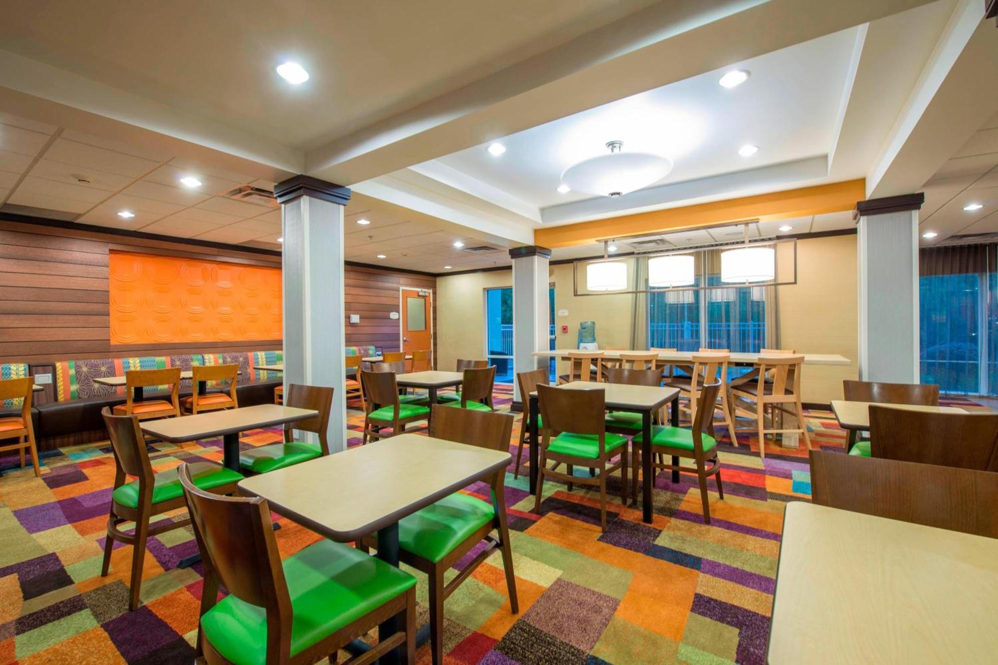 Fairfield Inn & Suites By Marriott Hinesville Fort Stewart Exterior photo